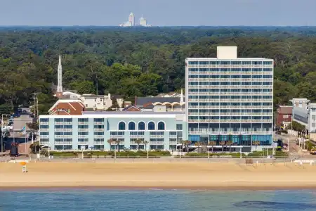 Sheraton Virginia Beach Oceanfront - 37