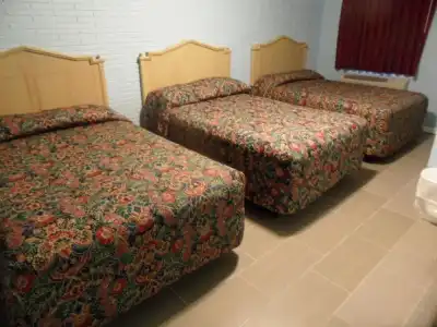 Franklin Terrace Motel - 5