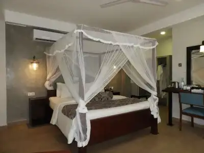 Sapphire Seas Beachfront - 3
