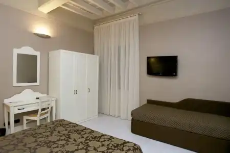 Palazzo Riario - 17