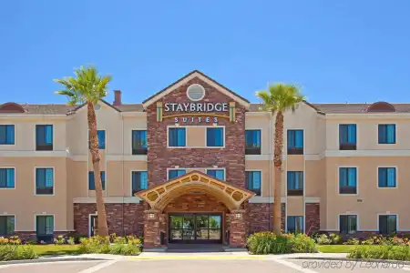 Staybridge Suites Palmdale by IHG - 6