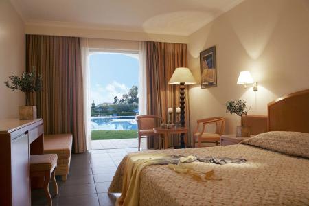 Pilot Beach Resort - 5