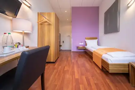 AMH Airport-Messe-Hotel - 34