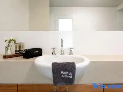 The Old Woolstore Apartment - 110