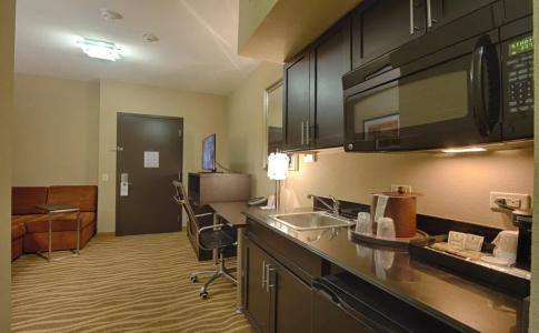 DoubleTree by Hilton Houston Westchase - 22