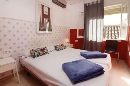 Feel Hostels City Center - 84