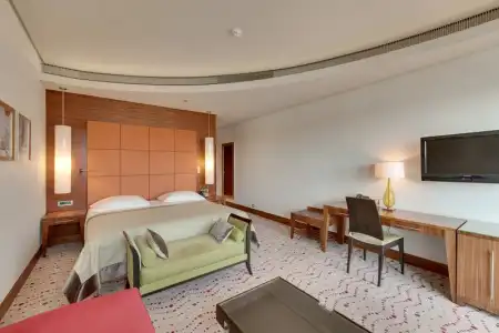 Adults Exclusive Monte Mulini - 90