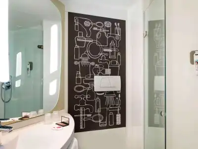 Mercure Paris Gare Montparnasse TGV - 9