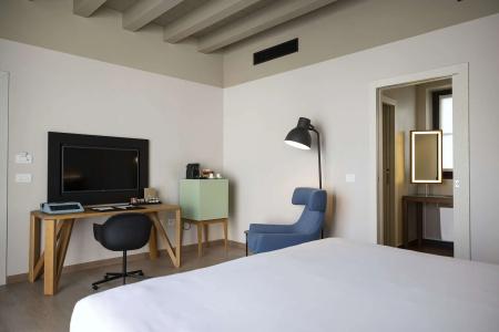 Savona 18 Suites – Member of Preferreds & Resorts - 42