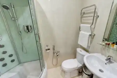 On Smirnovskaya, 25 - 9