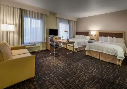 Hampton Inn & Suites Reno - 31