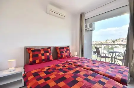 Bretia Apartments - 73
