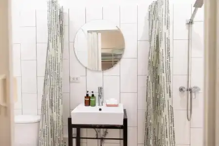 Oon Poshtel - 53