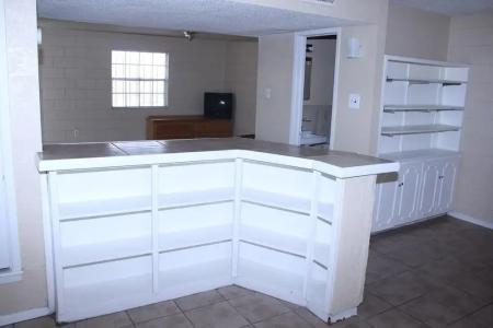 Superlodge Motel - 35