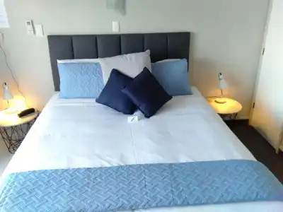 Albatross Motel - 160