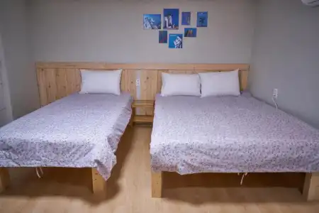 Seoul Station R Guesthouse - 44