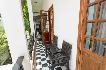 Apsara Centrepole - 32