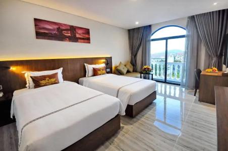 Crown Nguyen Hoang - 48