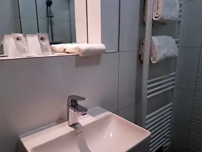Smart Stay Station - 26