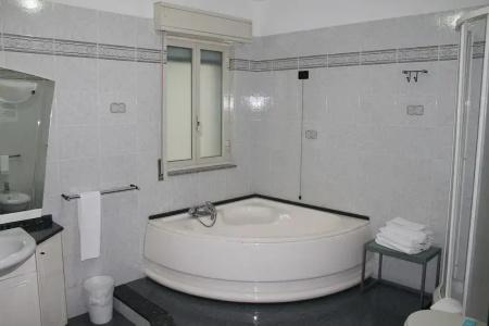 Bed and Breakfast Brezza Marina e Ristorante Shoreline - 44