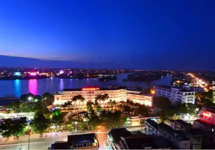 Century Riverside Hue - 21