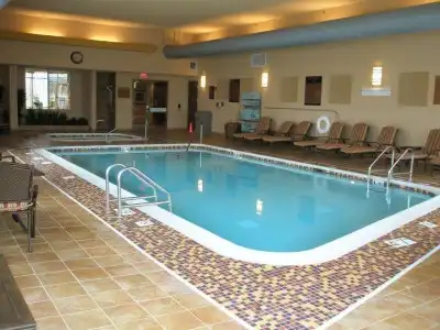 Embassy Suites by Hilton E Peoria Riverfront Conf Center - 17