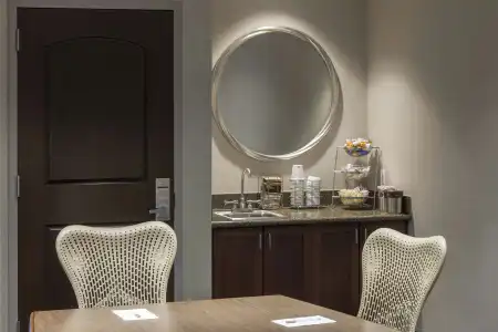 Hampton Inn & Suites Oklahoma City-Bricktown - 37