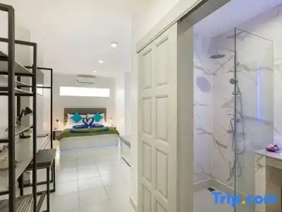 Colorize Boutique - 54