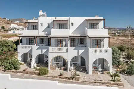 Zanneta Apartments and Suites - 17