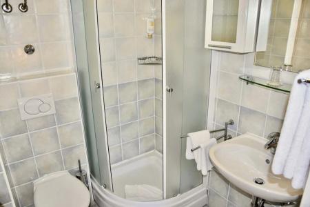 Apartment 3 Beaches With Free Parking - 232