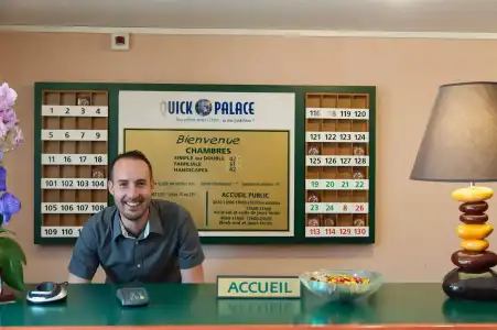 Quick Palace Pau - 9
