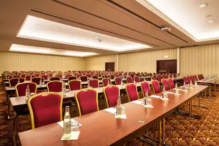 Radisson Blu Carlton Bratislava - 7