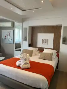 Best Western Plus La Rade - 48