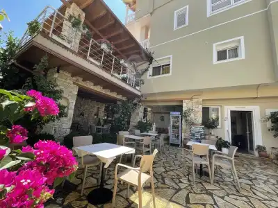 Arial Penthouse Suites - 24