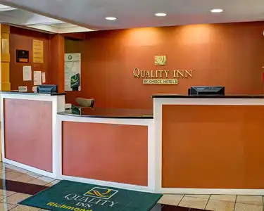 Quality Inn North - 2