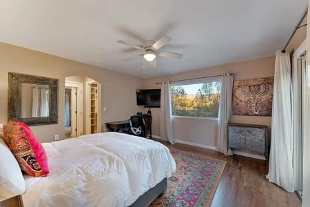 Lantern Light Inn - Romantic Getaway - 14