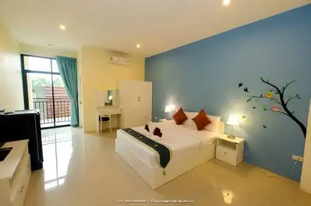 Petch Ranong at Town - 34