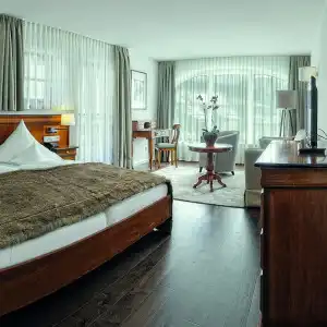 Bayerischer Hof - 91