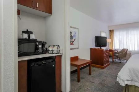 Hampton Inn Anchorage - 53