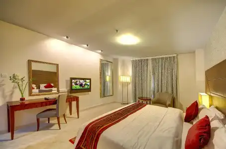 Belvedere Court Apartments - 11