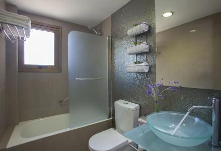 King Jason Paphos - Designed for Adults by Louiss - 14