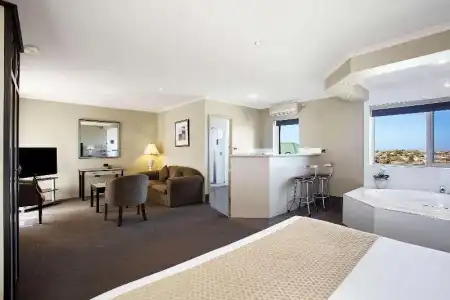 Comfort Inn On Raglan - 32