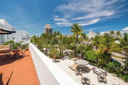 Kenmore Village, South Beach - 67