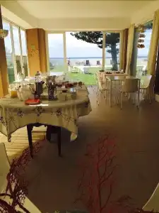 Room in B&B - Suitebeach bnb and Resort - 8