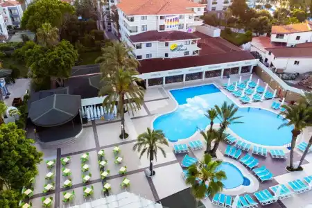 Sandy Beach - All Inclusive - 16