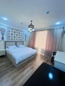 Shakhina - 100