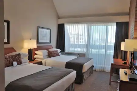 Embassy Inn - 83