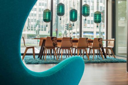 Motel One Düsseldorf Hauptbahnhof - 3