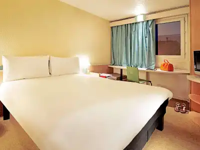 B&B Berlin City-West - 3