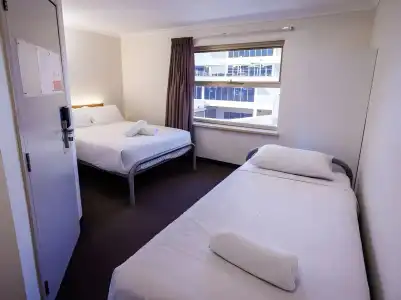 YHA Adelaide Central - 4